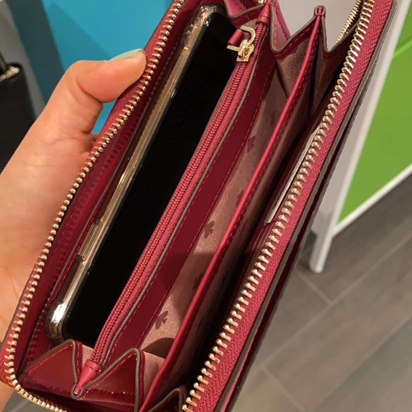 📛SOLD📛Kate Spade Wallet - Picture 3 of 3